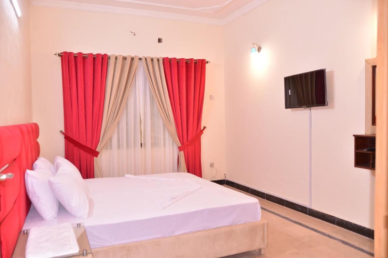 Redbury Guesthouse Islamabad Exterior photo